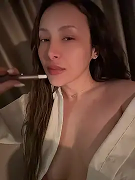 ArianaaSwift online show from 06-22-26, 08:39