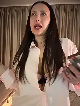 ArianaaSwift online show from 05-29-26, 08:48