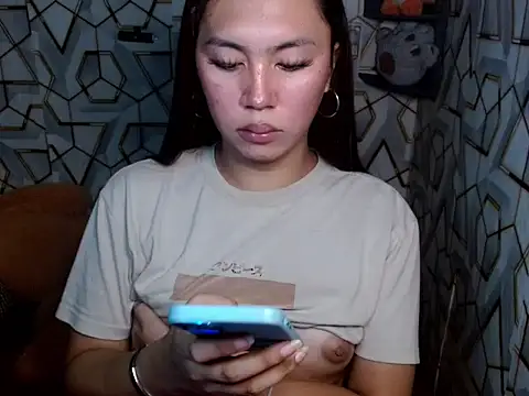 sugar hailey online show from 12-18-25, 06:18