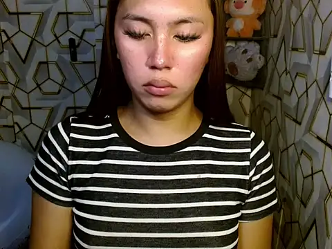 sugar hailey online show from 11-13-25, 04:11