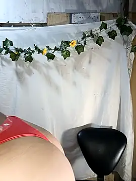 lunna 07 online show from 03-27-26, 11:38