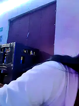 lunna 07 online show from 10-12-25, 11:50