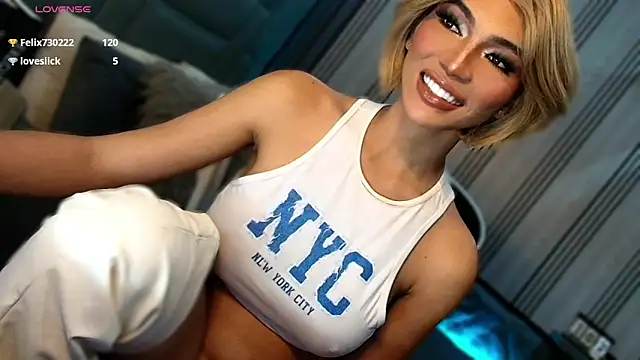 Huntress xxx online show from 03-08-26, 04:21