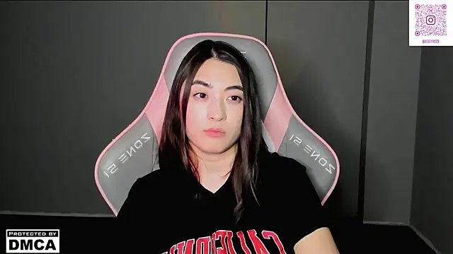 MeilideQian1 online show from 03-07-26, 06:02