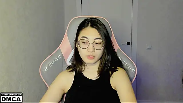 MeilideQian1 online show from 11-09-25, 12:20