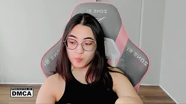 MeilideQian1 online show from 02-05-26, 06:20