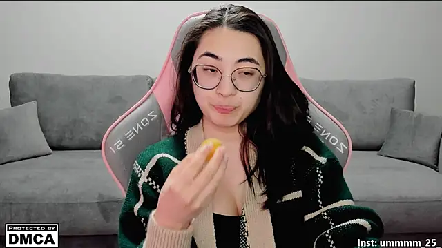 MeilideQian1 online show from 04-14-26, 03:06