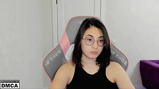 MeilideQian1 online show from 11-02-25, 03:06