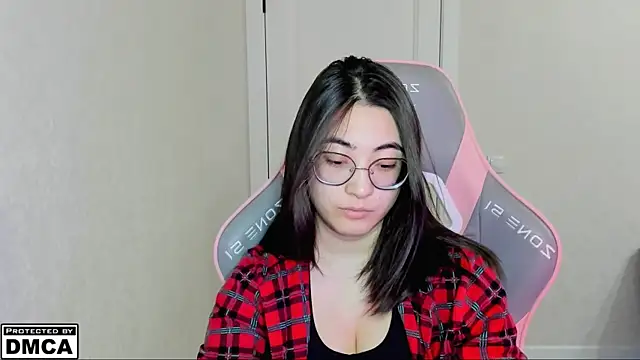 MeilideQian1 online show from 12-16-25, 02:54