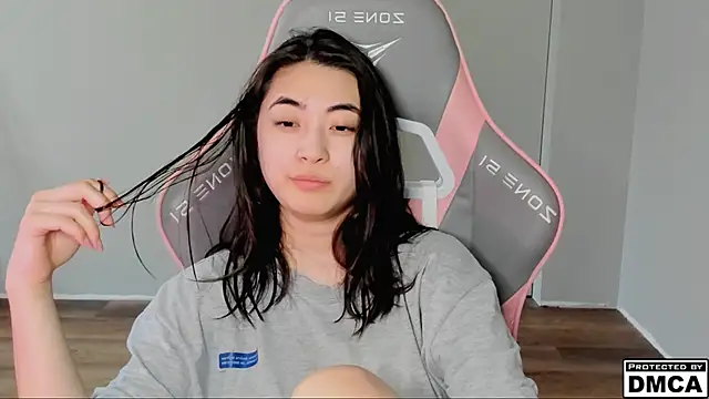 MeilideQian1 online show from 02-07-26, 07:49