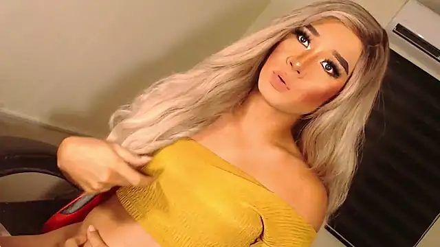 SissifyMeNow online show from 10-10-25, 06:42