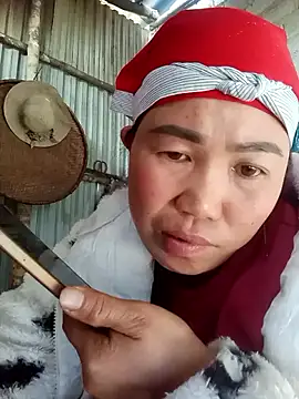 Snapshot of jienrrr chatting on 02-10-26, 04:00 jienrrr online show from 02-10-26, 04:00