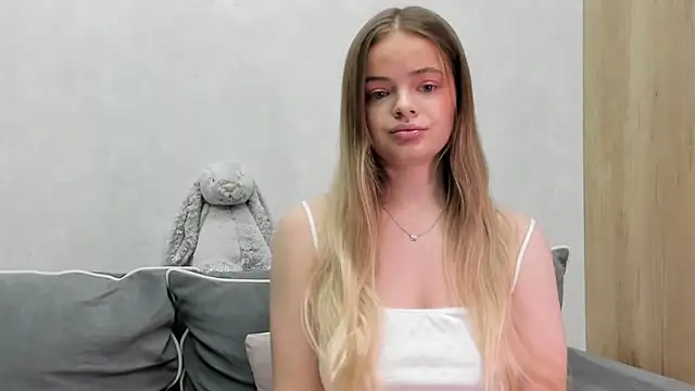 Sarah keyy online show from 02-26-26, 05:57