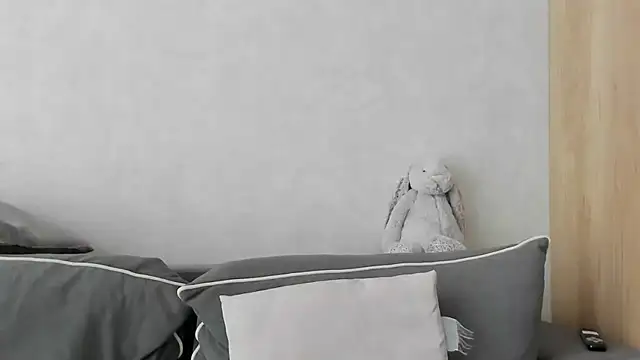 Sarah keyy online show from 04-13-26, 03:16