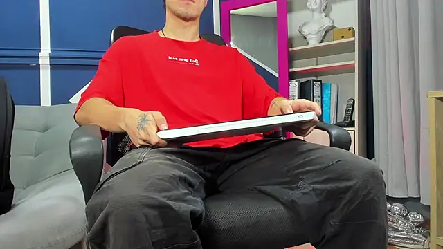 etham wolf  online show from 11-29-25, 11:21