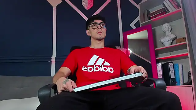 etham wolf  online show from 12-17-25, 01:16