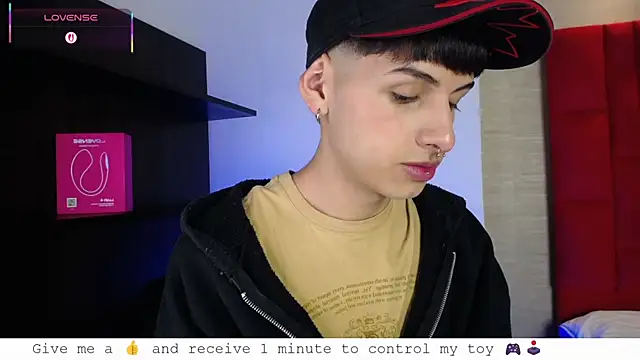 Ezra Storm online show from 10-04-25, 05:20