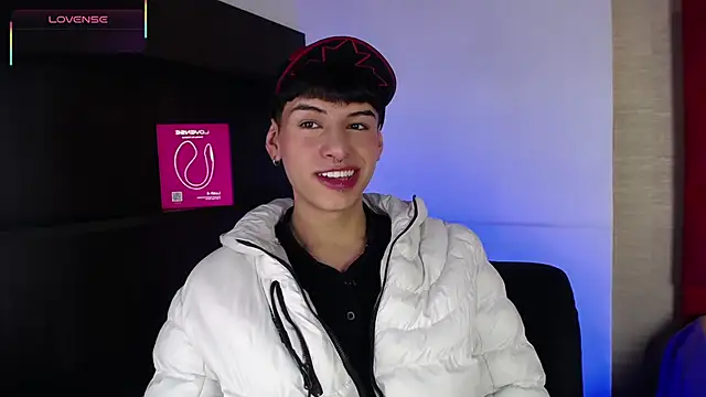 Ezra Storm online show from 10-15-25, 04:55