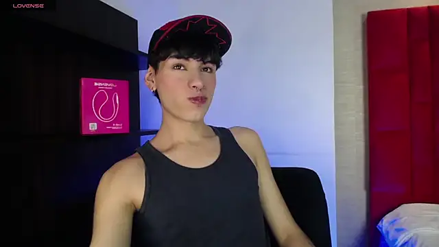 Ezra Storm online show from 09-23-25, 05:14