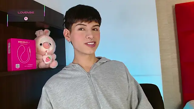 Ezra Storm online show from 11-11-25, 05:02