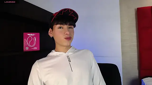 Ezra Storm online show from 09-30-25, 04:51