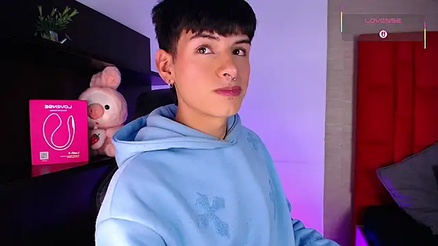 Ezra Storm online show from 02-05-26, 04:19