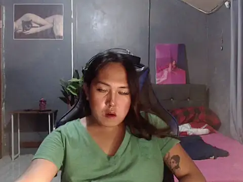 urtranspinay online show from 04-14-26, 04:34