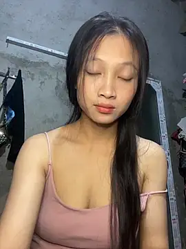 Snapshot of vyvy777 chatting on 10-01-25, 02:21 vyvy777 online show from 10-01-25, 02:21