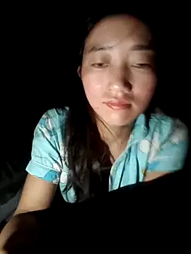 Snapshot of Zhan99999 chatting on 10-17-25, 10:00 Zhan99999 online show from 10-17-25, 10:00