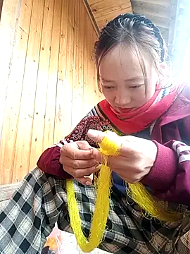 Zhan99999 online show from 12-17-25, 02:38