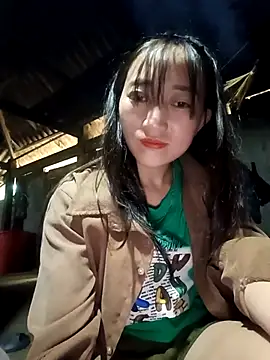 Snapshot of Zhan99999 chatting on 10-04-25, 02:35 Zhan99999 online show from 10-04-25, 02:35