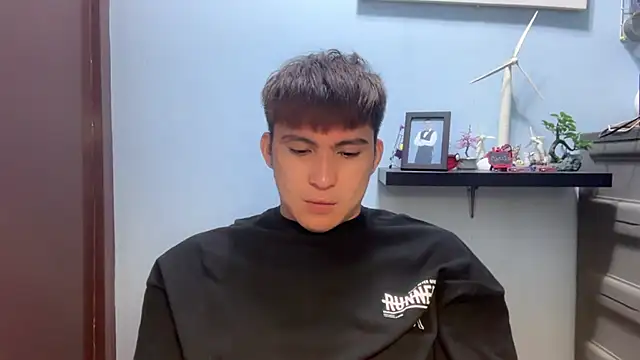 lovely jay online show from 10-11-25, 09:49