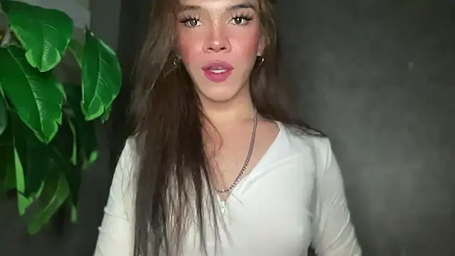 Misselliefayexxx online show from 12-18-25, 01:37