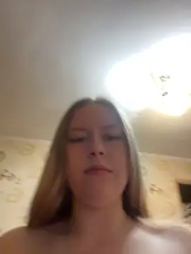 Tomyris yuki online show from 02-15-26, 02:12