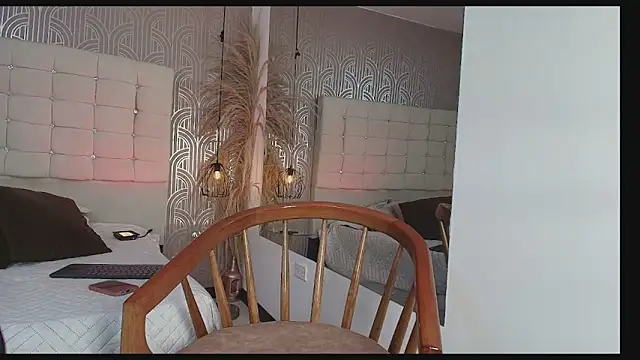 FGLuna online show from 11-15-25, 01:04