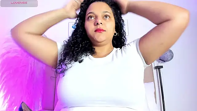 Snapshot of _aithanaa_ chatting on 02-20-26, 06:10 aithanaa online show from 02-20-26, 06:10