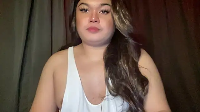 Snapshot of RedHead_Thalia chatting on 02-10-26, 07:02 RedHead Thalia online show from 02-10-26, 07:02