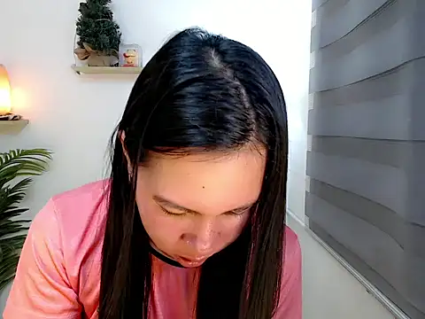 kimbratx online show from 10-28-25, 10:09