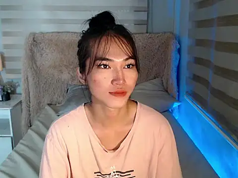 Snapshot of lovelychanel69xx chatting on 09-28-25, 10:39 lovelychanel69xx online show from 09-28-25, 10:39
