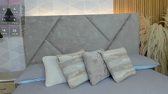 Jade Whisper online show from 10-11-25, 01:28