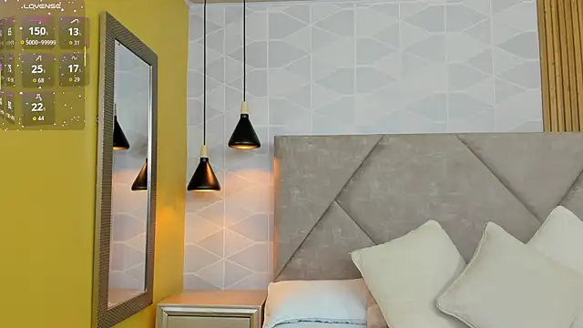 Jade Whisper online show from 09-12-25, 01:28