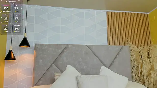 Jade Whisper online show from 09-10-25, 01:26