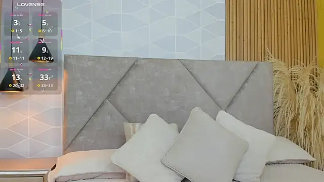 Jade Whisper online show from 09-16-25, 01:28