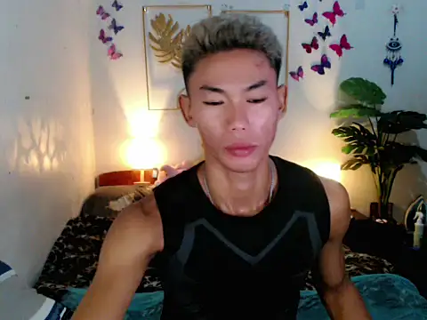 Snapshot of naughty_rence chatting on 07-19-26, 01:19 naughty rence online show from 07-19-26, 01:19