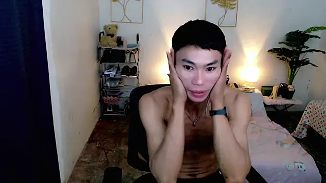 Snapshot of naughty_rence chatting on 10-21-25, 09:30 naughty rence online show from 10-21-25, 09:30