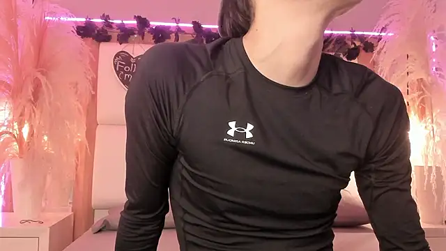 Daphne And Roger online show from 03-11-26, 10:53