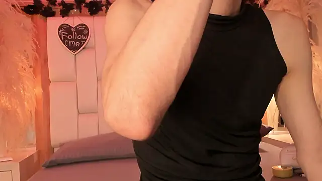 Daphne And Roger online show from 03-07-26, 11:05