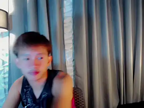 Snapshot of prince_elaijah chatting on 10-08-25, 01:56 prince elaijah online show from 10-08-25, 01:56