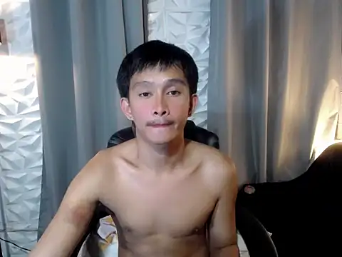 Snapshot of prince_elaijah chatting on 06-16-26, 09:20 prince elaijah online show from 06-16-26, 09:20