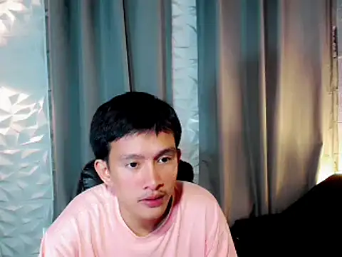 Snapshot of prince_elaijah chatting on 06-13-26, 12:58 prince elaijah online show from 06-13-26, 12:58